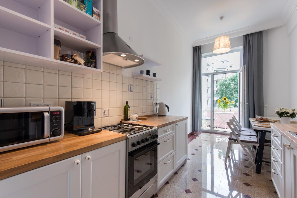 Style4rent Sunny Old Town Appartement *